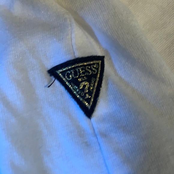 GUESS Jeans Triangle Graphic Tee - Picture 5 of 5